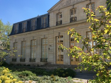 Vue du jardin du Pavillon Vendôme © Office de Tourisme de Clichy-la-Garenne